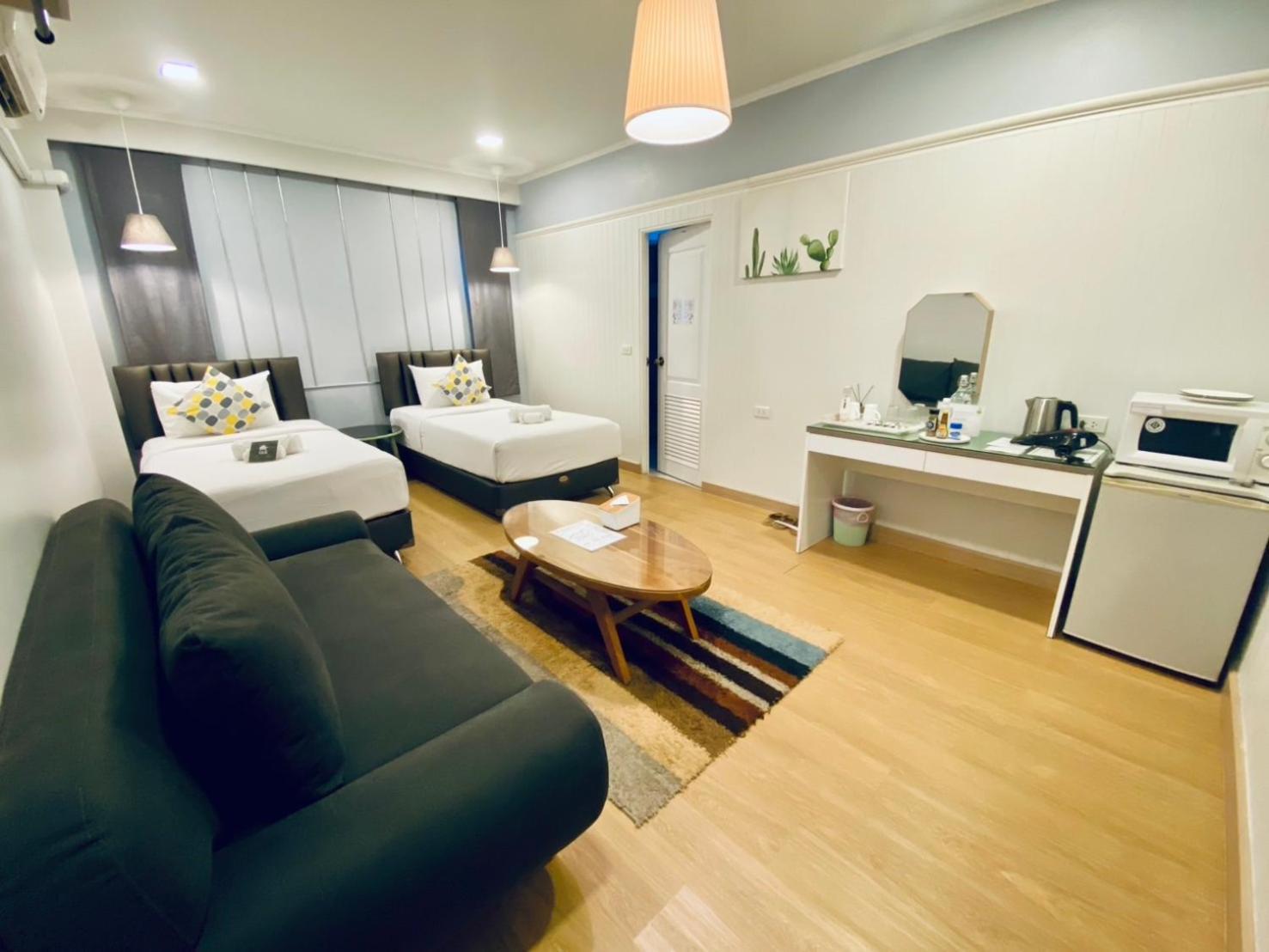 La Riva Boutique Hotel Кампхэнгпхет Экстерьер фото